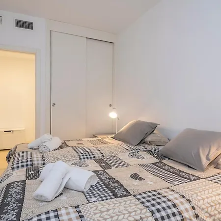 Modern Next The Apartment